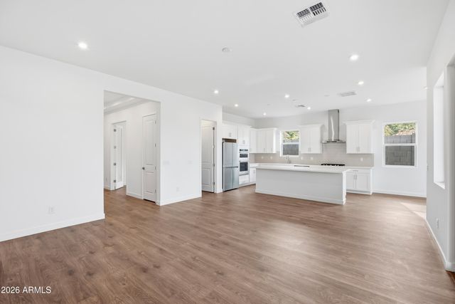 10218 S 21st Drive, Phoenix, AZ 85041