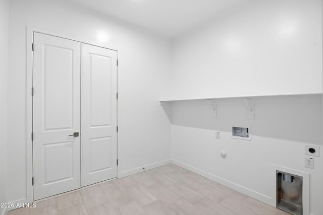 10218 S 21st Drive, Phoenix, AZ 85041