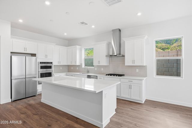 10218 S 21st Drive, Phoenix, AZ 85041