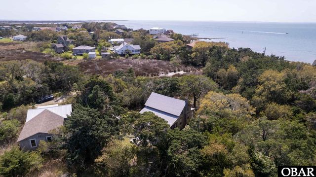 90 Sarah Ellen Drive, Ocracoke, NC 27960