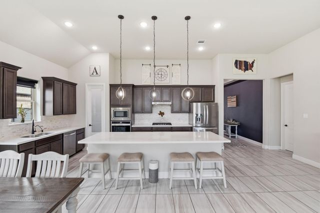 18802 Lynnwood Crest Lane, Manvel, TX 77578