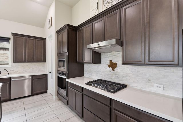 18802 Lynnwood Crest Lane, Manvel, TX 77578