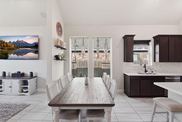 18802 Lynnwood Crest Lane, Manvel, TX 77578