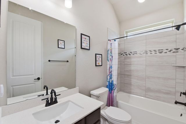 18802 Lynnwood Crest Lane, Manvel, TX 77578