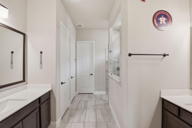 18802 Lynnwood Crest Lane, Manvel, TX 77578