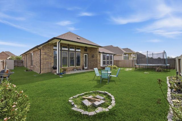 18802 Lynnwood Crest Lane, Manvel, TX 77578