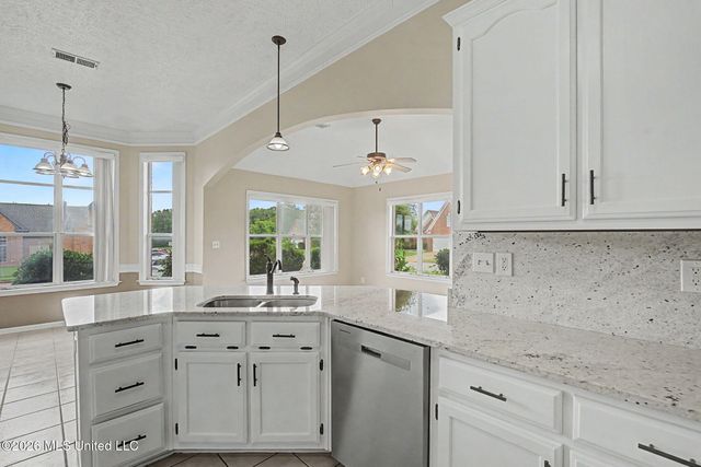 7443 Acree Lane, Olive Branch, MS 38654