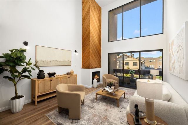 300 S Reno Street 303, Los Angeles, CA 90057