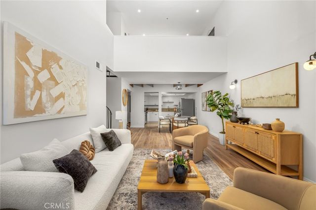 300 S Reno Street 303, Los Angeles, CA 90057