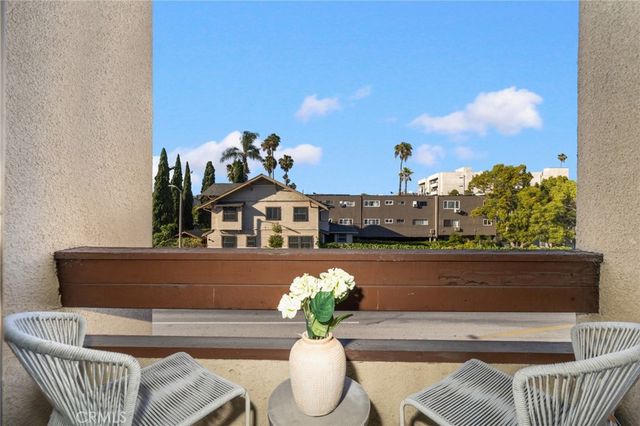300 S Reno Street 303, Los Angeles, CA 90057