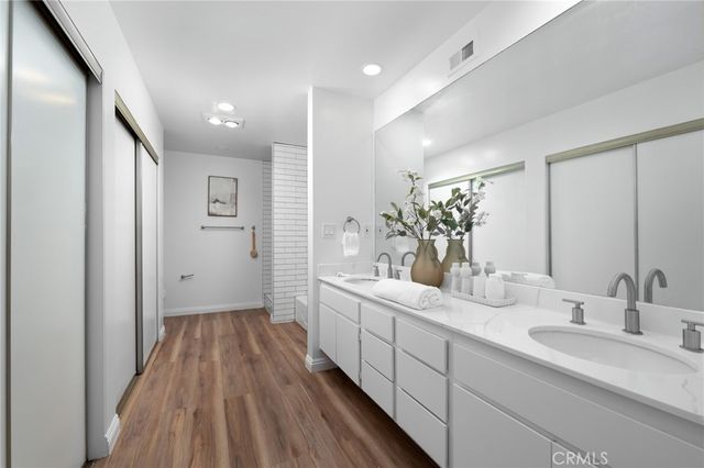 300 S Reno Street 303, Los Angeles, CA 90057