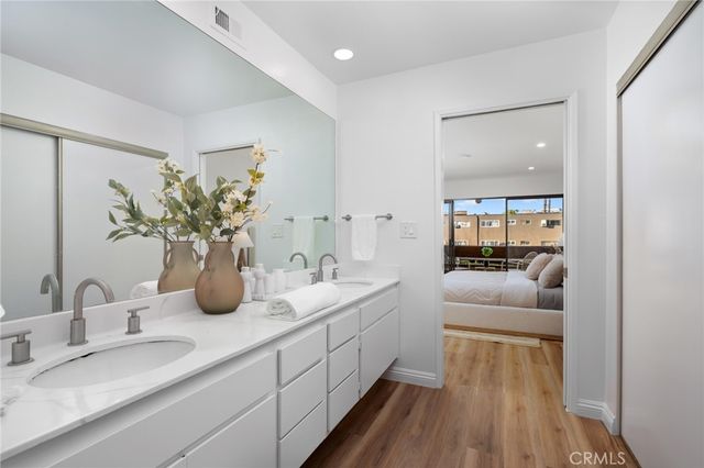 300 S Reno Street 303, Los Angeles, CA 90057
