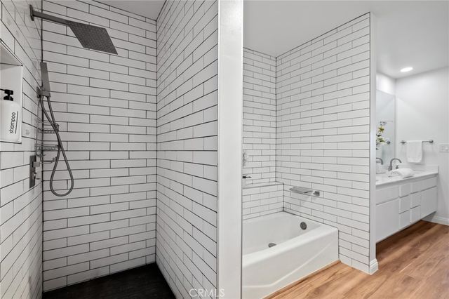 300 S Reno Street 303, Los Angeles, CA 90057