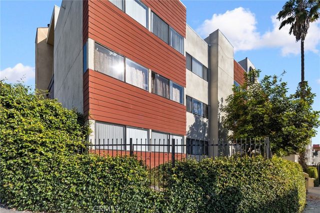 300 S Reno Street 303, Los Angeles, CA 90057