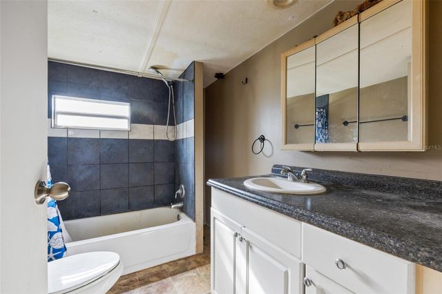 2780 COUNTY ROAD 575, Bushnell, FL 33513