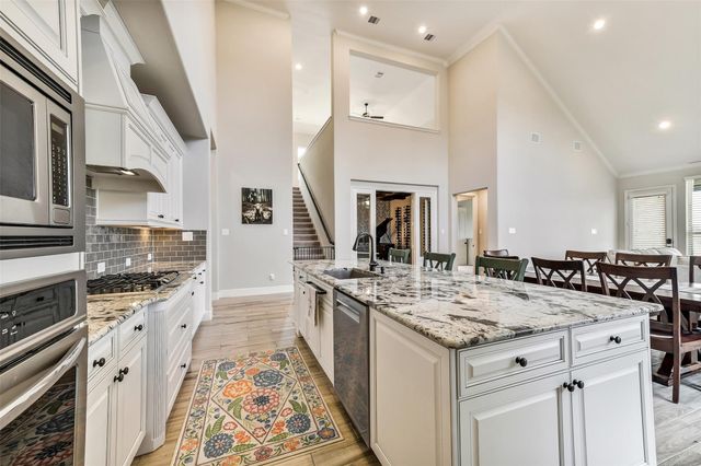 1652 Longwood Glen Lane, Friendswood, TX 77546