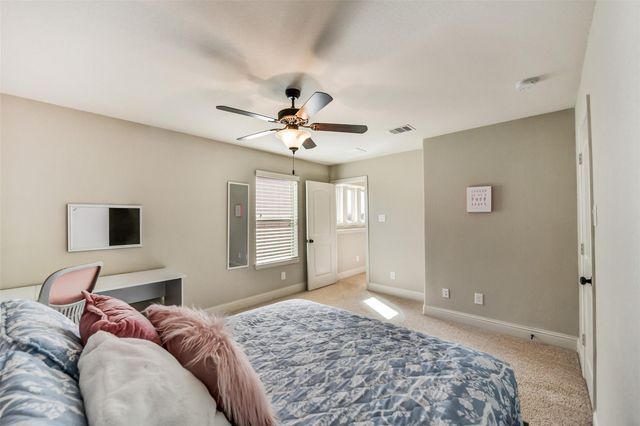 1652 Longwood Glen Lane, Friendswood, TX 77546