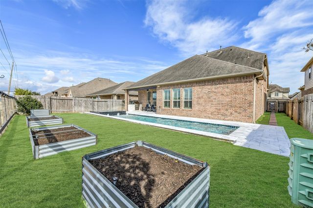 1652 Longwood Glen Lane, Friendswood, TX 77546