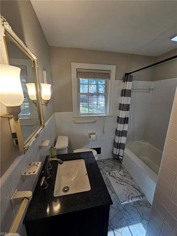 106 Porter RD, Portsmouth, VA 23707