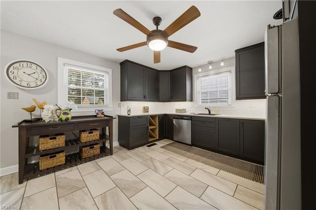 106 Porter RD, Portsmouth, VA 23707