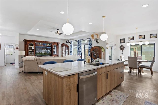 1011 Gem Avenue, Kimberly, ID 83341