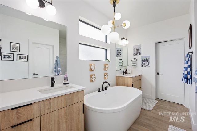 1011 Gem Avenue, Kimberly, ID 83341