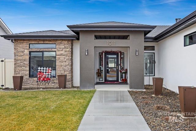 1011 Gem Avenue, Kimberly, ID 83341