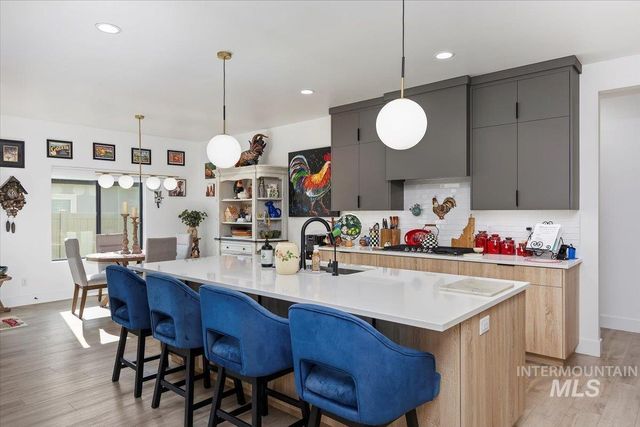 1011 Gem Avenue, Kimberly, ID 83341