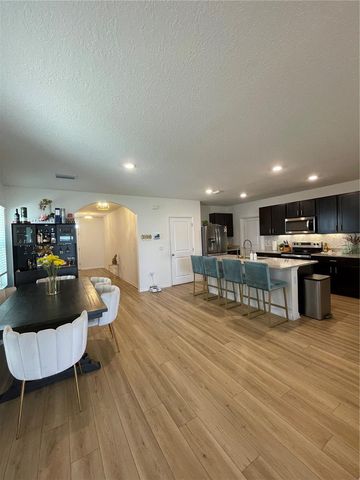 2927 COMMON FIG RUN, Wesley Chapel, FL 33543