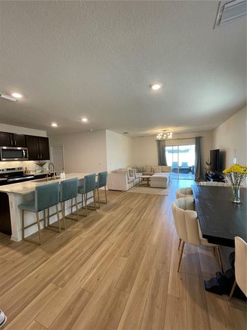 2927 COMMON FIG RUN, Wesley Chapel, FL 33543