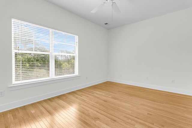 202 Garmouth Court, Mount Pleasant, SC 29466