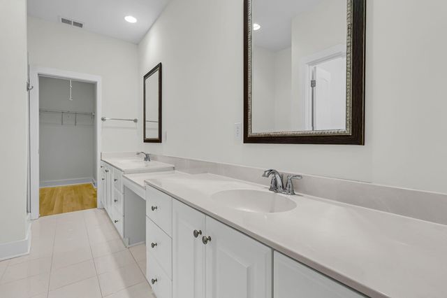 202 Garmouth Court, Mount Pleasant, SC 29466