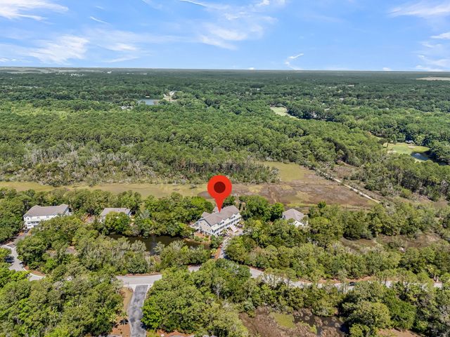 202 Garmouth Court, Mount Pleasant, SC 29466