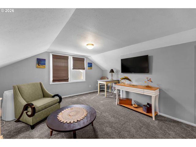 511 W 28TH St, Vancouver, WA 98660