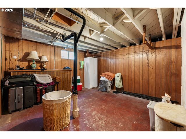 511 W 28TH St, Vancouver, WA 98660