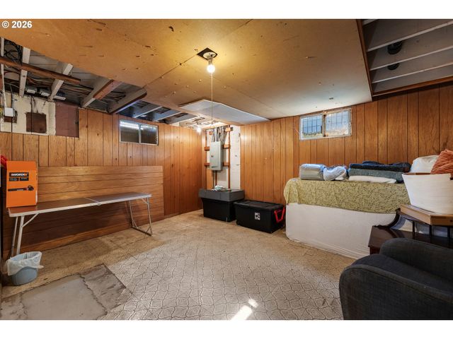 511 W 28TH St, Vancouver, WA 98660
