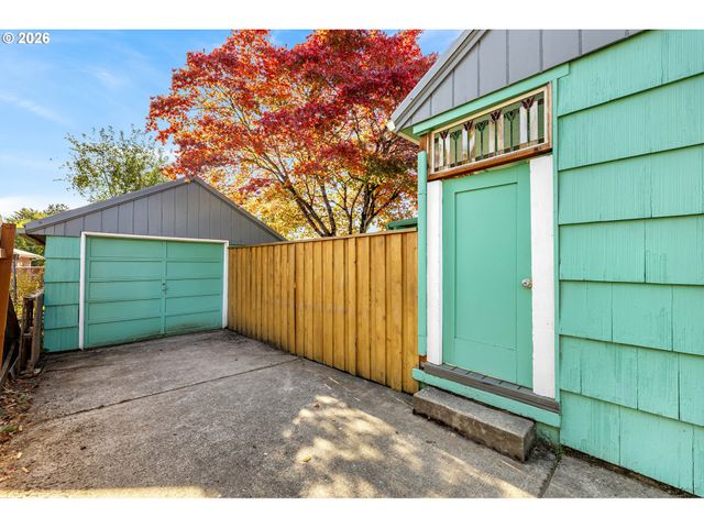 511 W 28TH St, Vancouver, WA 98660