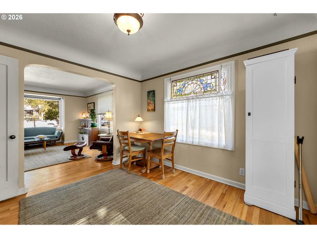 511 W 28TH St, Vancouver, WA 98660