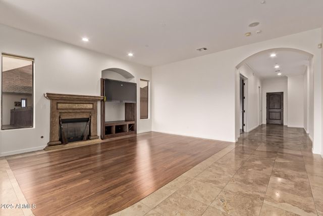 16540 E EL LAGO Boulevard 2, Fountain Hills, AZ 85268