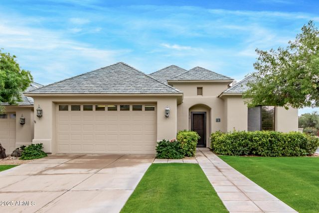 16540 E EL LAGO Boulevard 2, Fountain Hills, AZ 85268