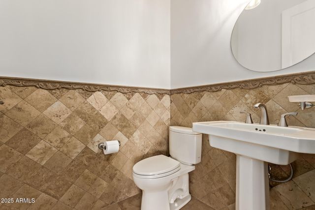 16540 E EL LAGO Boulevard 2, Fountain Hills, AZ 85268