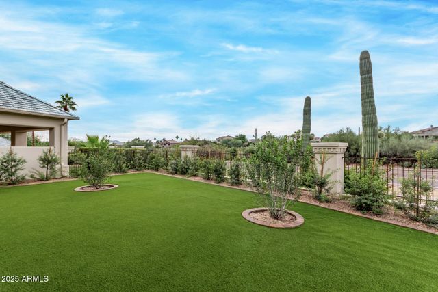 16540 E EL LAGO Boulevard 2, Fountain Hills, AZ 85268