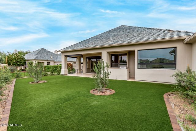 16540 E EL LAGO Boulevard 2, Fountain Hills, AZ 85268