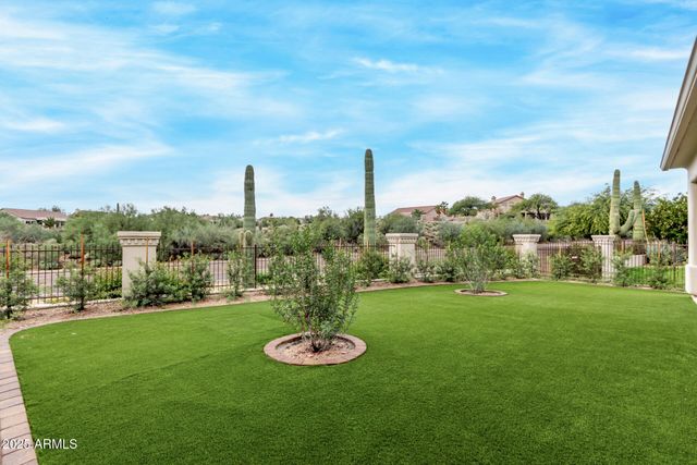 16540 E EL LAGO Boulevard 2, Fountain Hills, AZ 85268
