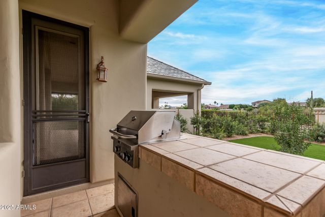 16540 E EL LAGO Boulevard 2, Fountain Hills, AZ 85268