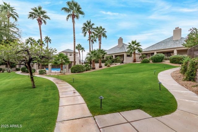 16540 E EL LAGO Boulevard 2, Fountain Hills, AZ 85268