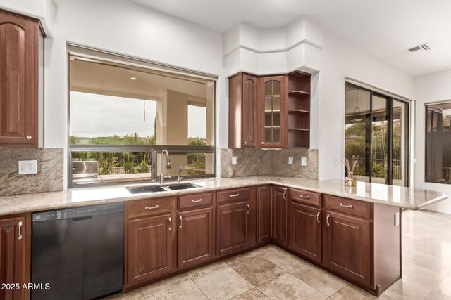 16540 E EL LAGO Boulevard 2, Fountain Hills, AZ 85268