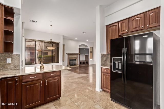 16540 E EL LAGO Boulevard 2, Fountain Hills, AZ 85268