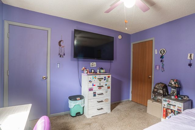 5402 Cradle River Court, Indianapolis, IN 46221
