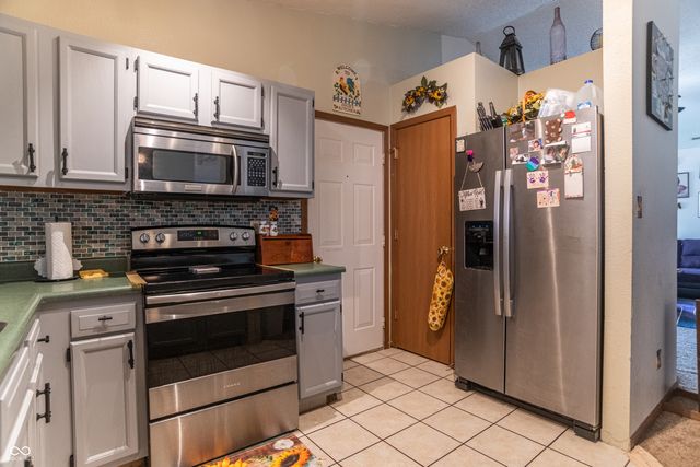5402 Cradle River Court, Indianapolis, IN 46221